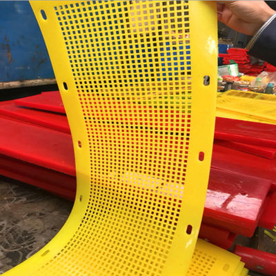 Polyurethane Flip-Flop Ekranı 4mm Delikler Yapışkan Malzemeler için 7mm Kalınlığı